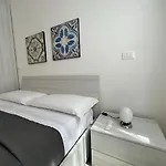 Ai Portici Di Via Savonarola شقة