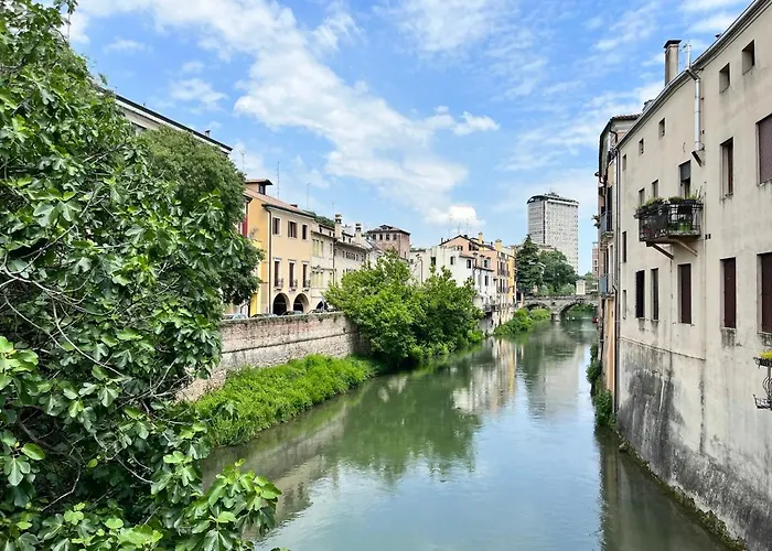 Apartment Ai Portici Di Via Savonarola *